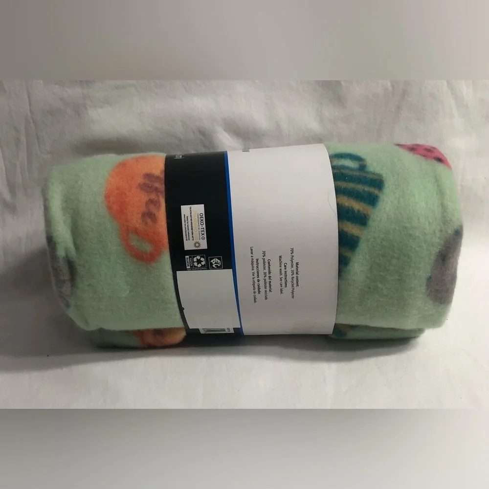 Mainstays throw blanket